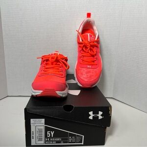 Under Armour Assert 8 Girls Sneakers Youth 5Y RED ROUGE Athletic Running Shoes